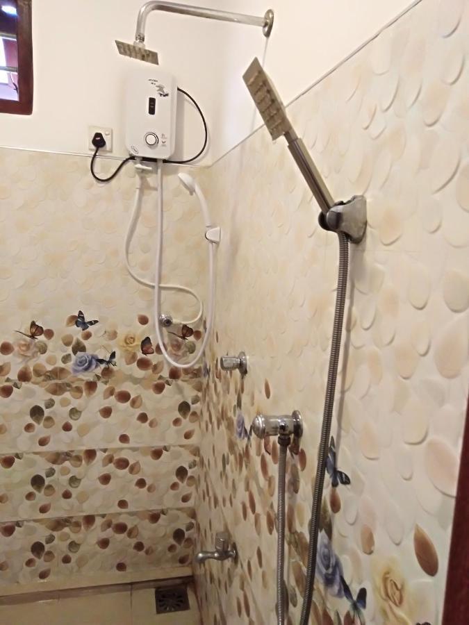 Ranmitha Villa Уелигама Екстериор снимка